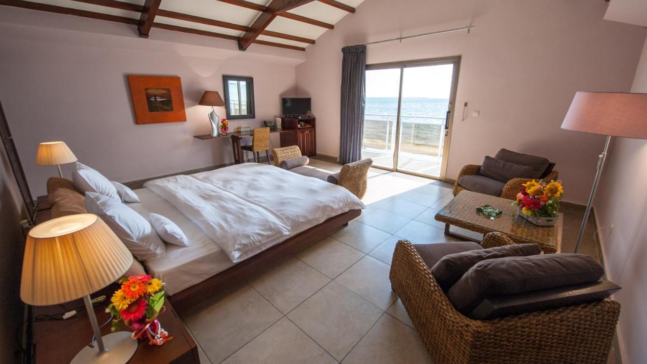 Residence Hoteliere Du Phare Либревил Екстериор снимка