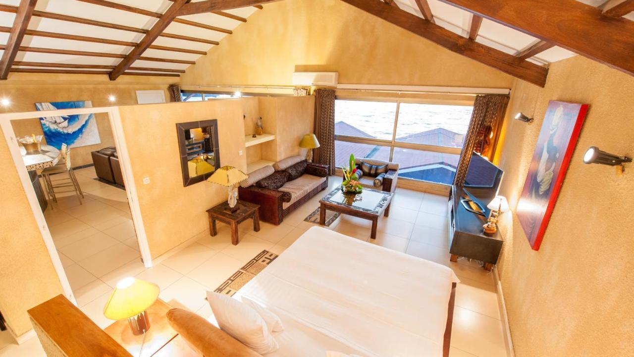 Residence Hoteliere Du Phare Либревил Екстериор снимка