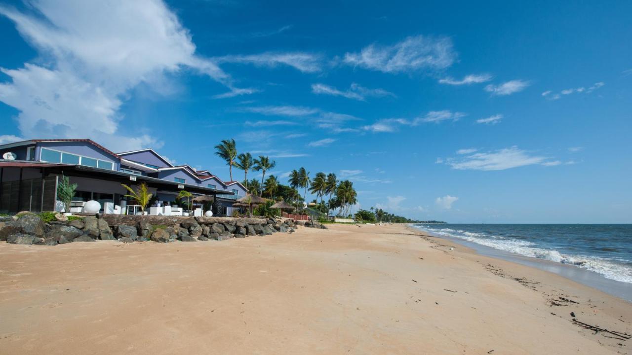 Residence Hoteliere Du Phare Либревил Екстериор снимка