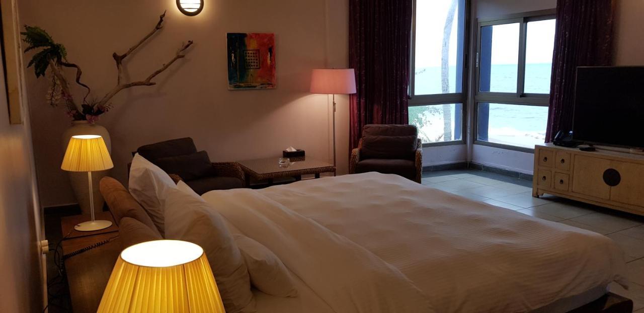 Residence Hoteliere Du Phare Либревил Екстериор снимка