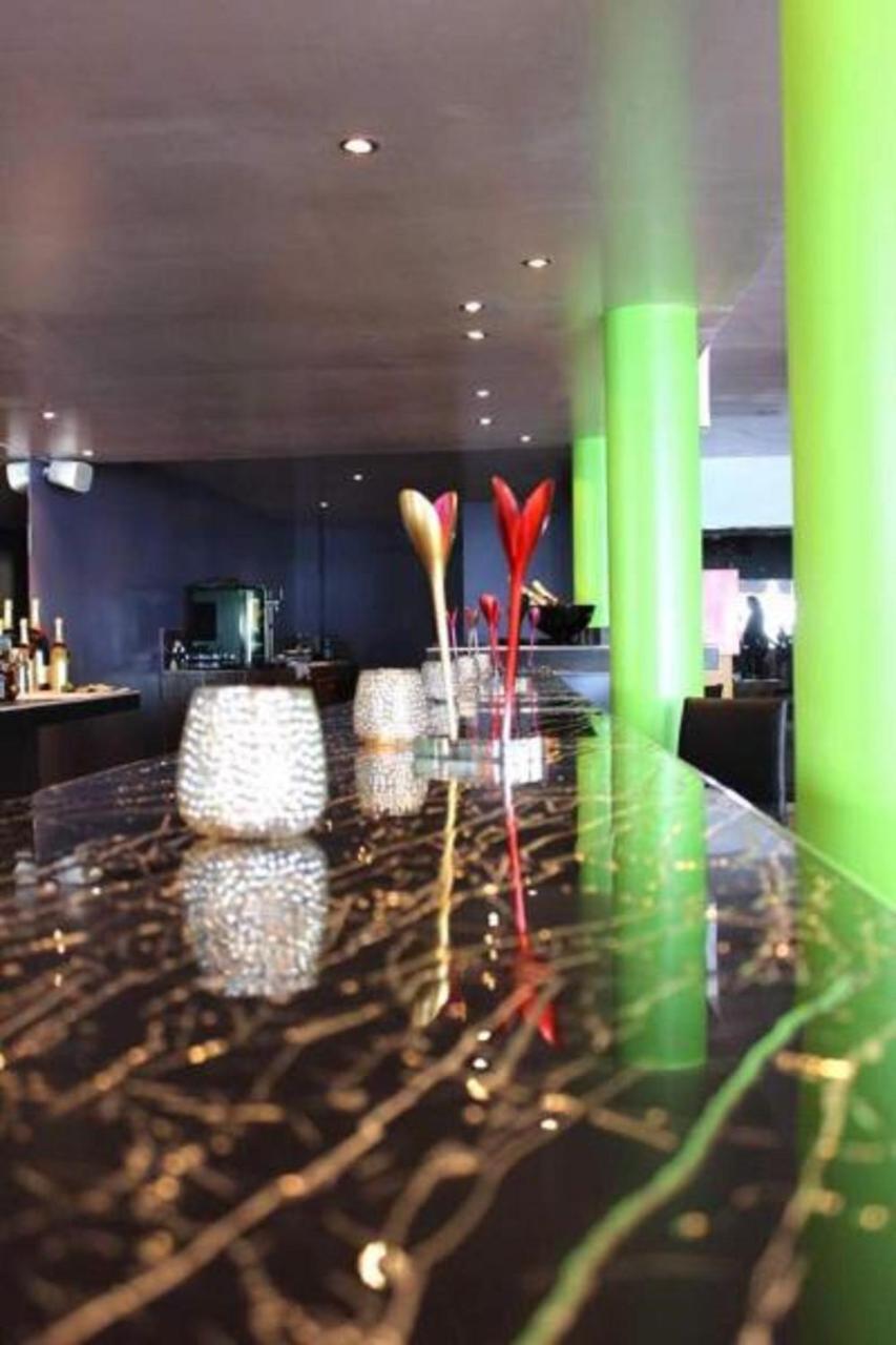 Residence Hoteliere Du Phare Либревил Екстериор снимка